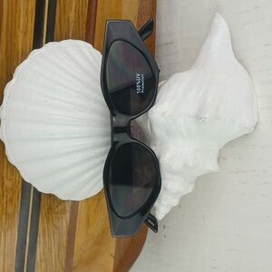 Wild Fable Black Cool Cat-Eye Sunglasses NWT